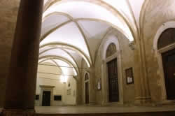 Portico della chiesa Cattedrale a Rieti