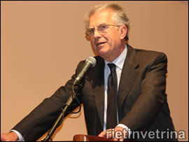 Se. Luigi Zanda