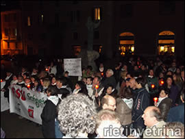 Fiaccolata in difesa del lavoro a Rieti