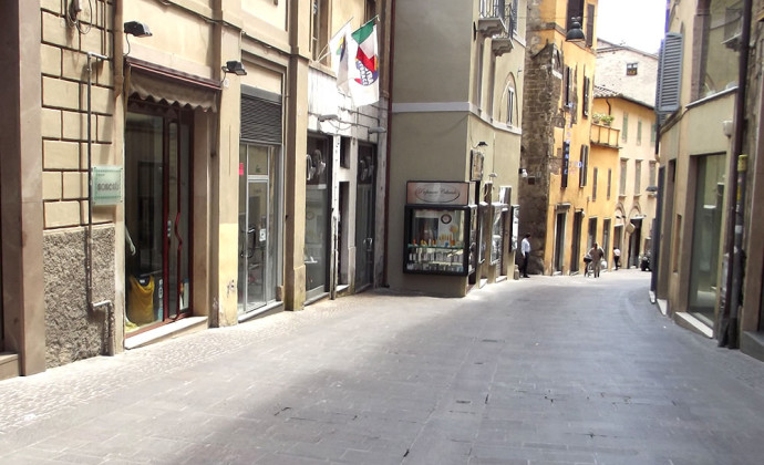 negozio_negozi_via_roma_3