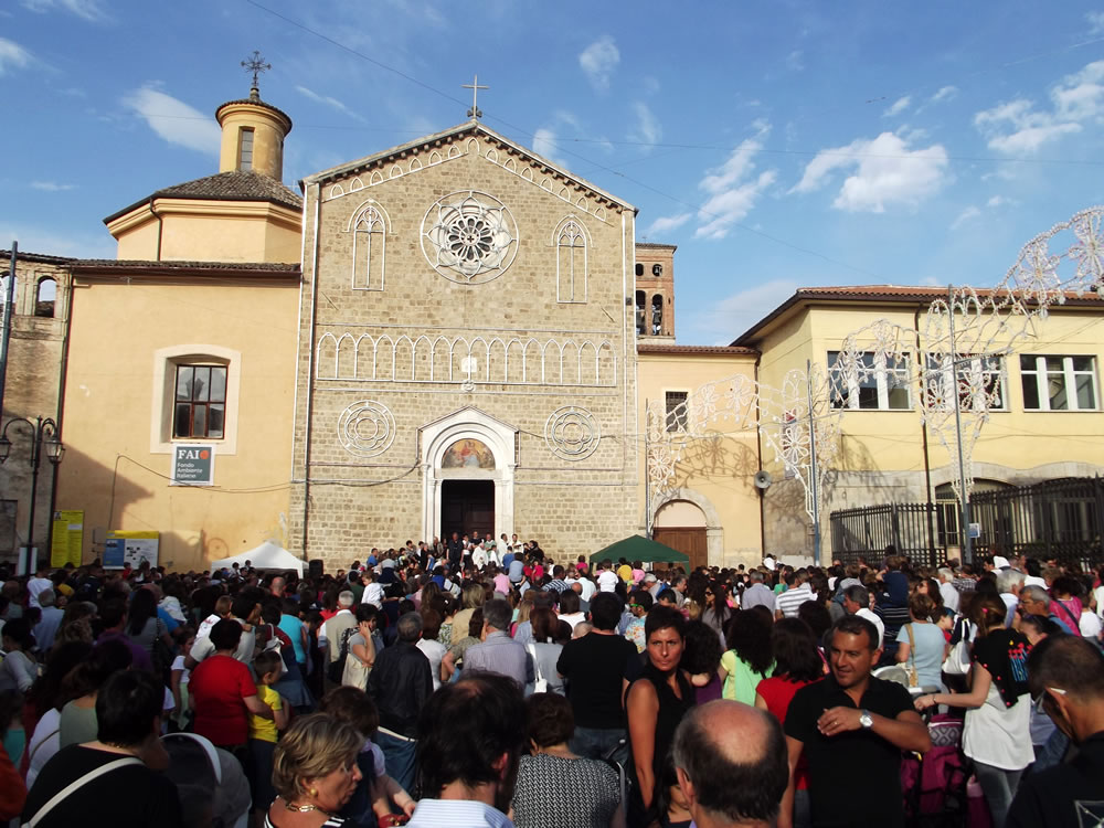 sant_antonio_processione_dei_ceri_benedizione_bambini_26_06_14_e