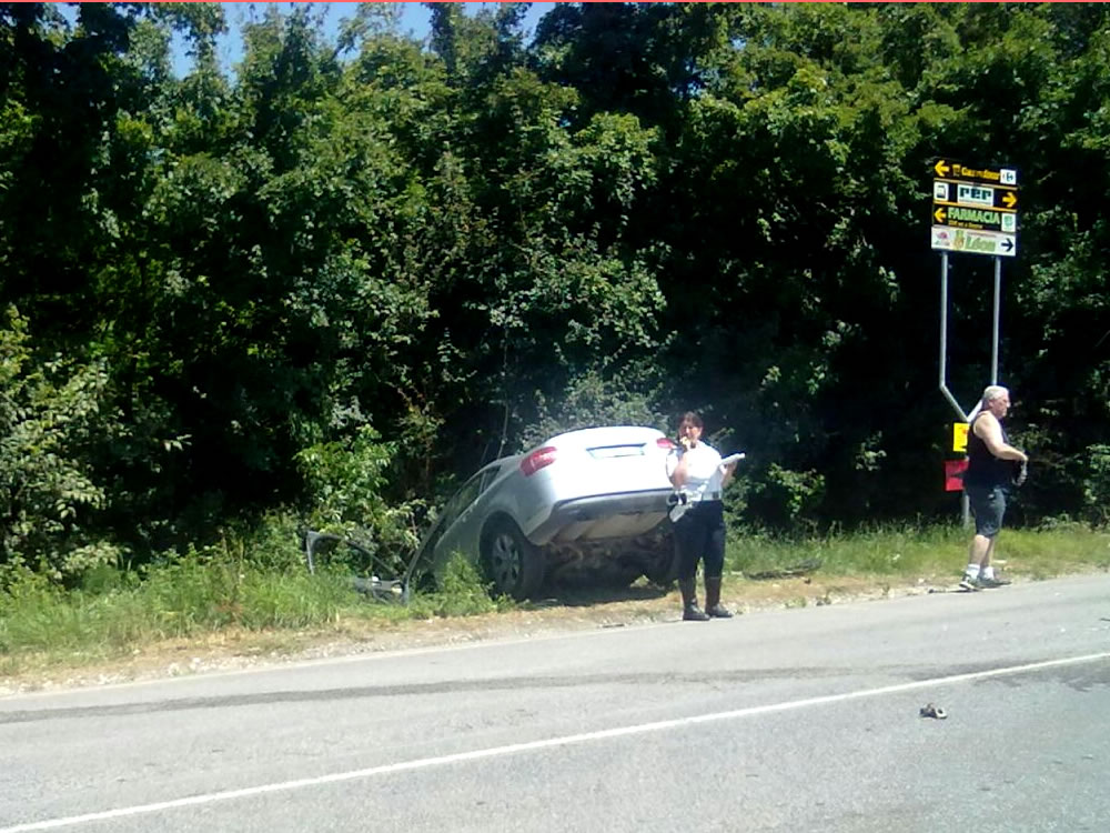 incidente_auto_via_salaria_per_l_aquila_19_07_14_a