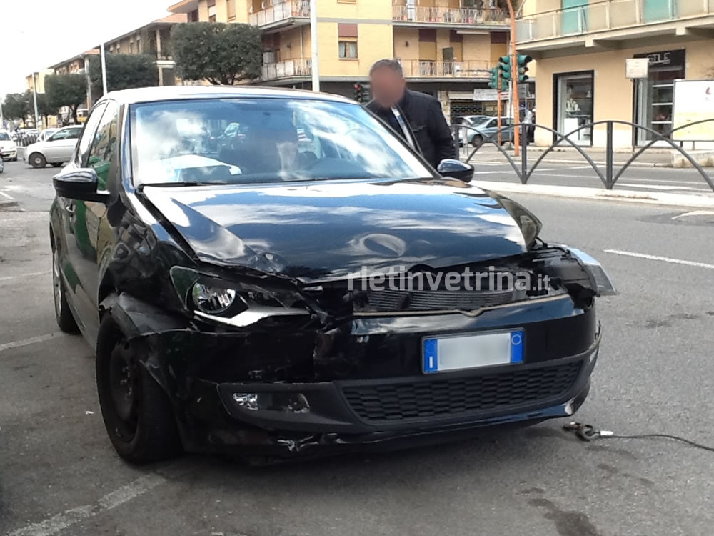 incidente_viale_matteucci_7_03_15_c