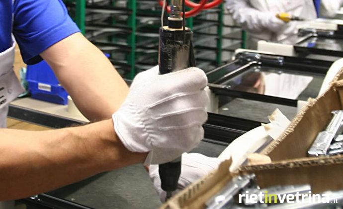 lavoro_operaio_fabbrica_1