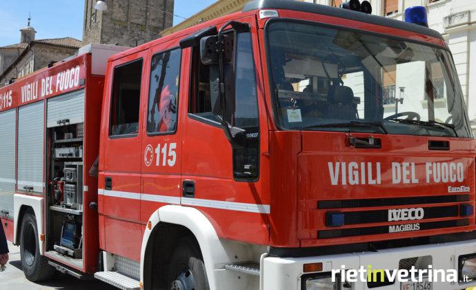 vigili_del_fuoco_antincendio_autopompa_1