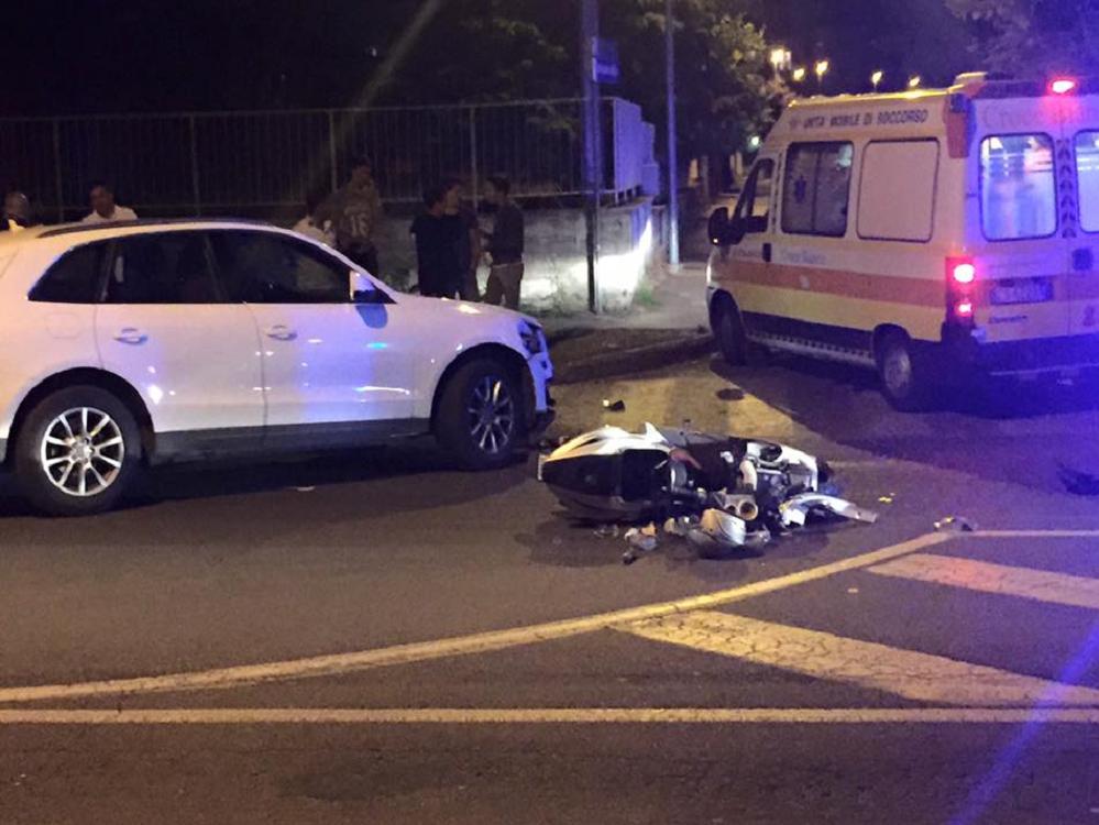 viale_maraini_suv_scooter_incidente2