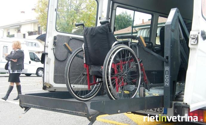 pulmino_scuolabus_disabili_1