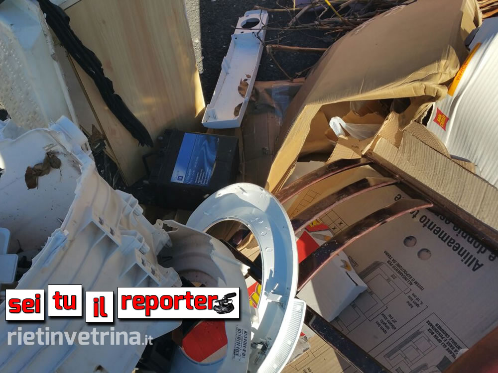 cassonetti_immondizia_fonte_cottorella_sei_tu_il_reporter_09_11_15_b