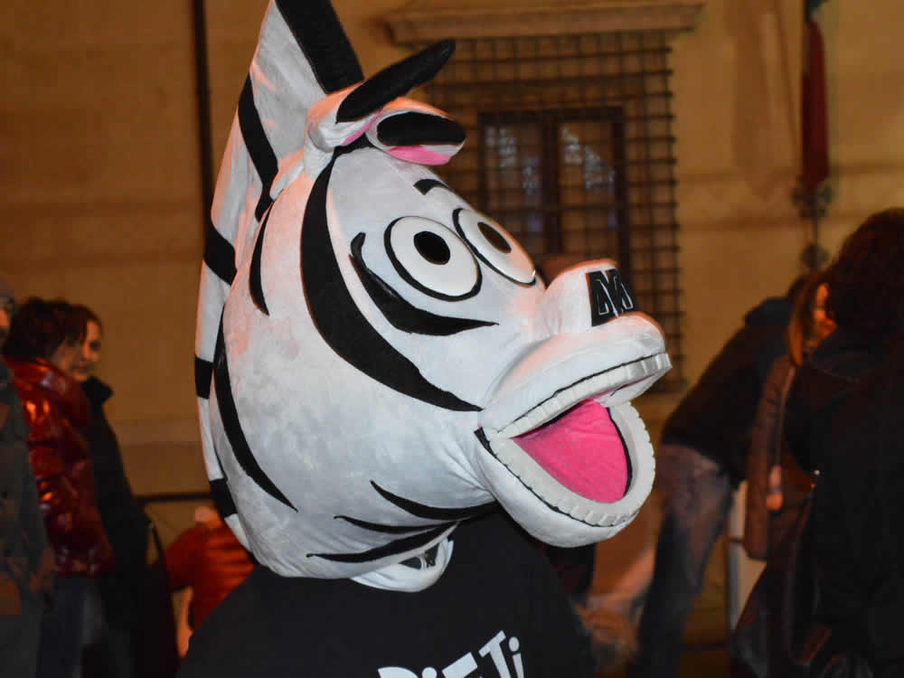 inaugurazione_pista_sul_ghiaccio_zebra