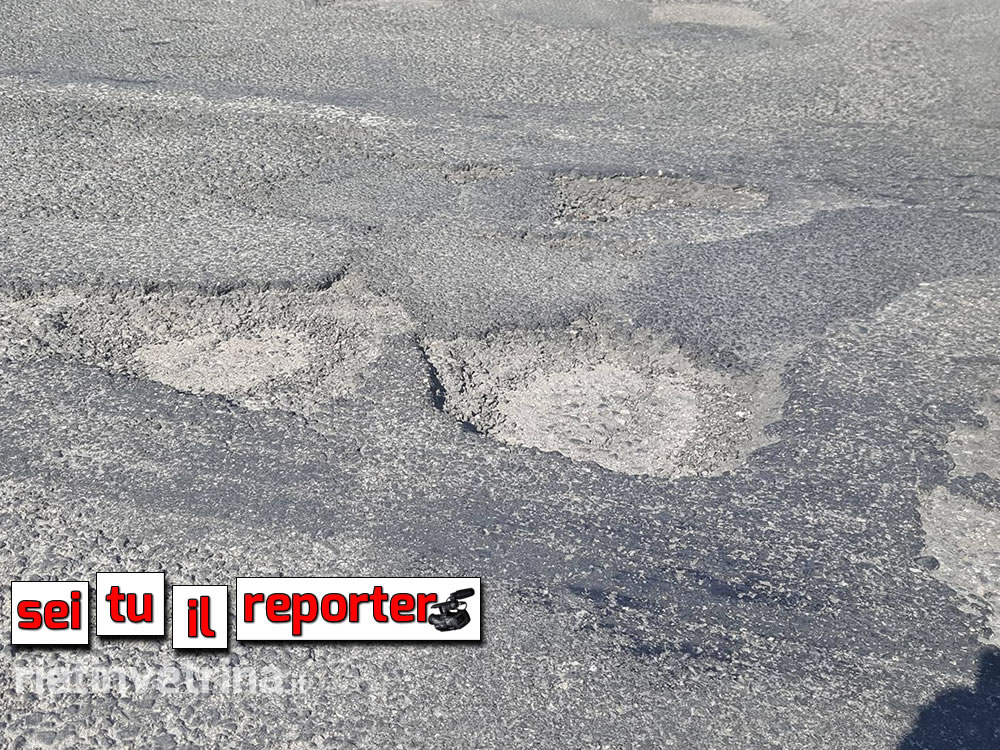 casette_buche_strada_salto_cicolana_sei_tu_il_reporter_11_04_16_d