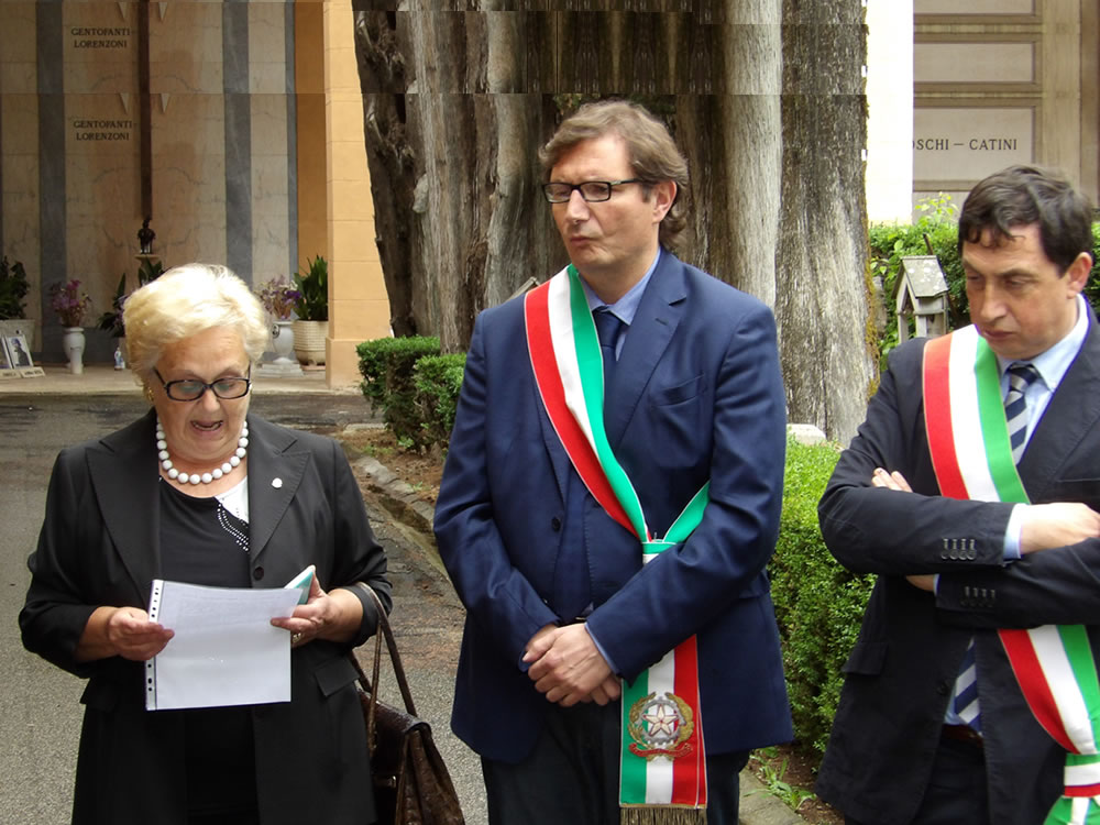 nazareno_strampelli_150_anni_dalla_nascita_corona_su_tomba_02_06_16b