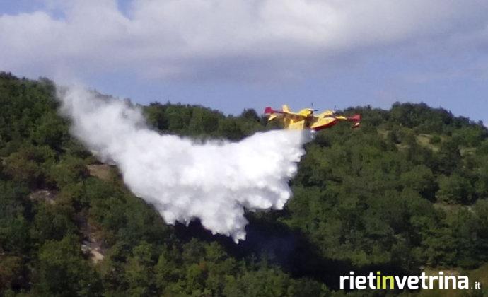 incendi_incendio_bosco_foresta_canadair_1
