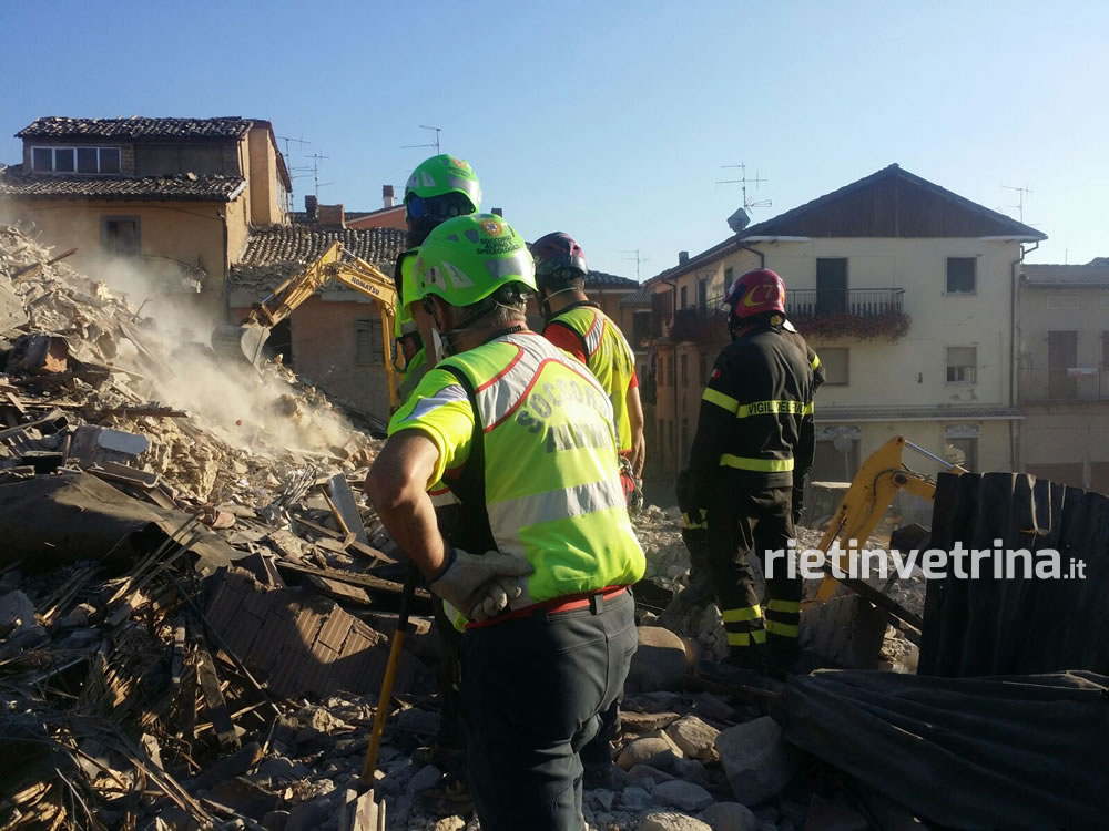 terremoto_amatrice_24_08_16_37_corpo_nazionale_soccorso_alpino_rieti_5