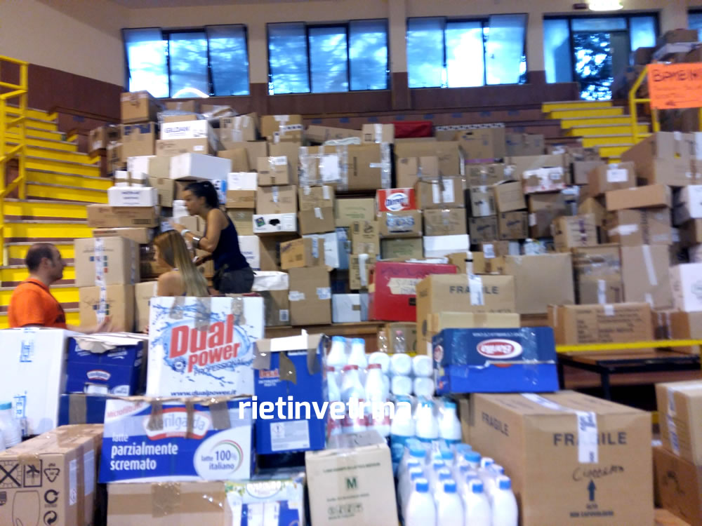 terremoto_amatrice_raccolta_beni_prima_necessita_palacordoni_leoni_3
