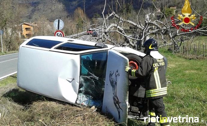 incidente_auto_foto_pompieri_2