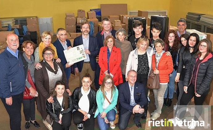 nordhorn_dona_15mila_euro_all_istituto_savoia_ragioneria_di_rieti_1