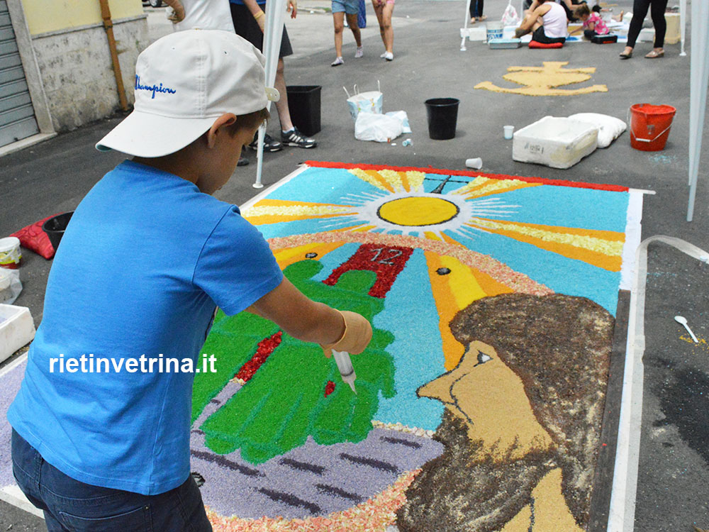 infiorata_processione_sant_antonio_2017_via_borgo_sant_antonio_borgo_delle_femmine_14