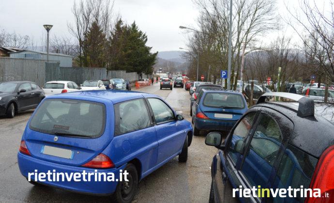via_kennedy_parcheggi_parcheggio_ospedale_de_lellis_auto_divieto_di_sosta_9